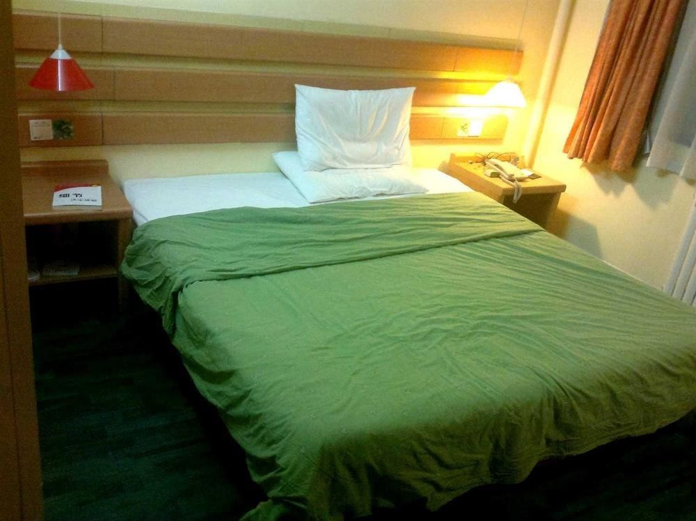 Home Inn Changchun Dajing Road Ouya Outlets Zewnętrze zdjęcie