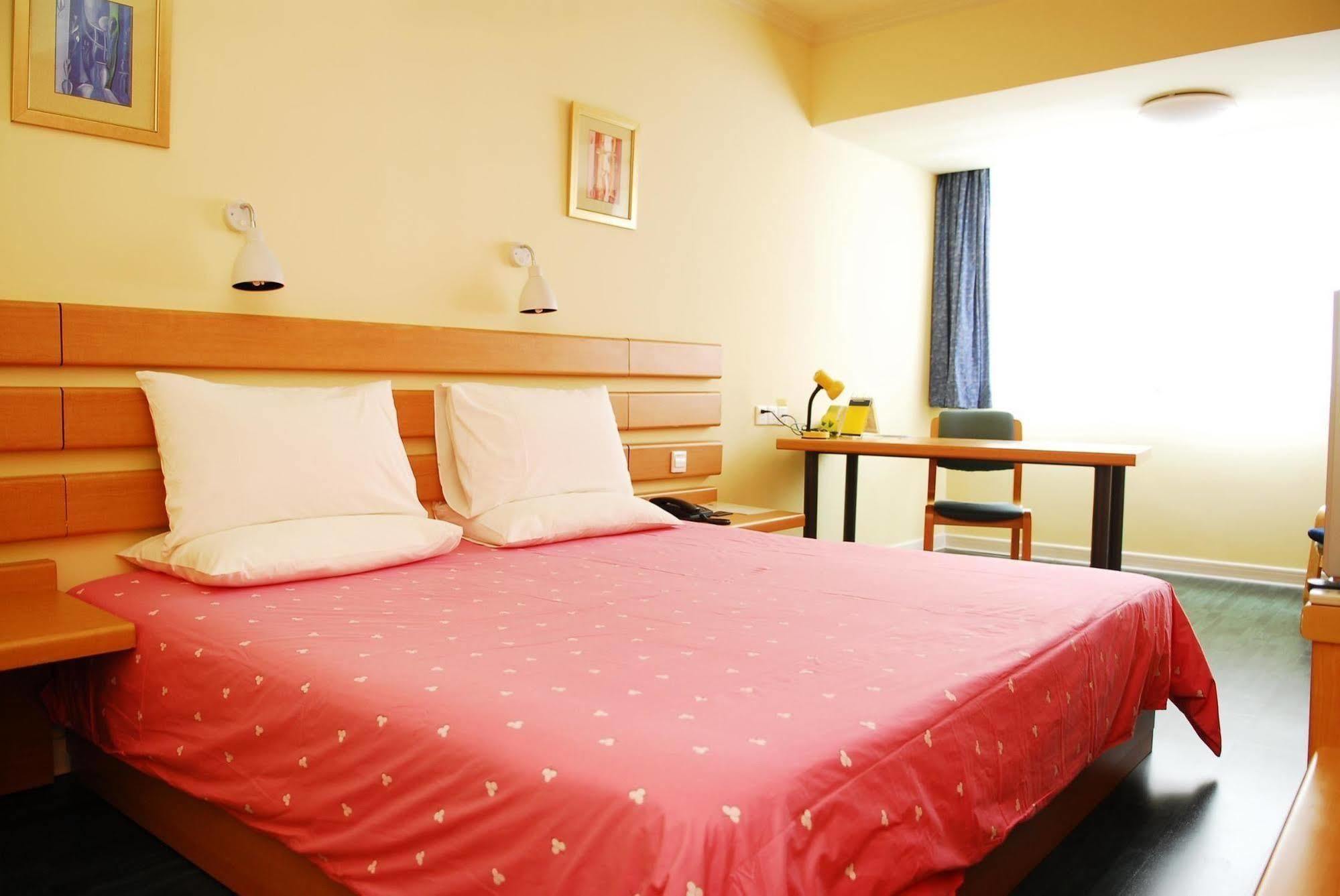 Home Inn Changchun Dajing Road Ouya Outlets Zewnętrze zdjęcie